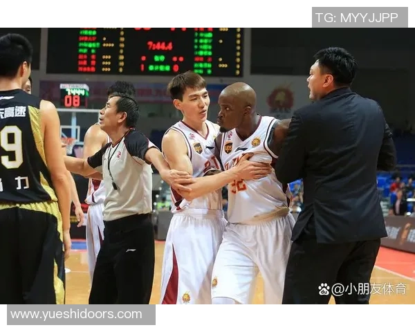 陈林坚的篮球之路：从青涩少年到CBA明星球员的成长历程与心路历程